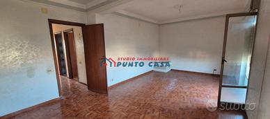 VIA TENENTE ALBERTI-App.mento 120mq - 4vani+p.auto