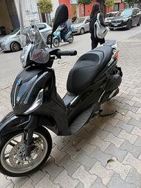Piaggio Beverly 300 hpe