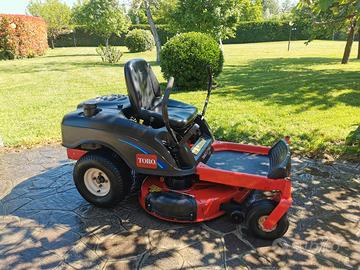 Trattorino tagliaerba raggio zero Toro
