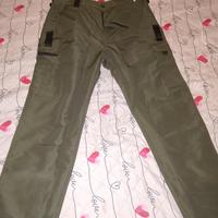 pantaloni uomo in poliestere 