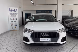 Audi Q3 35 TDI S tronic Business