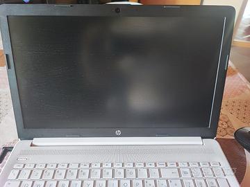 HP Notebook - 15-da0197nl FUNZIONANTE RAM 8gb, HDD