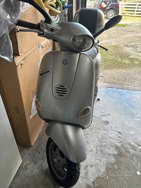 Vespa et4 150cc