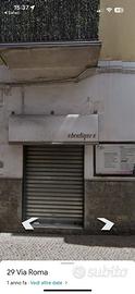 Negozio Via Roma S. Antonio Abate FRONTE STRADA