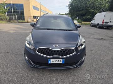 kia carens 7 posti neopatentati euro6