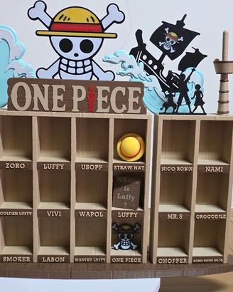 espositore funko pop  One piece kinder joy 