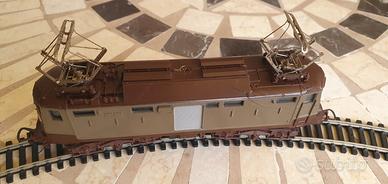 Lima trenini H0 locomotiva FS e424 