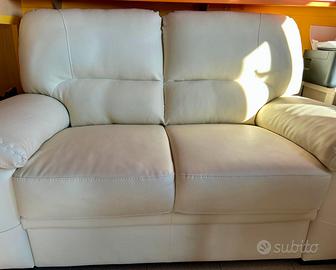 divano 2 posti