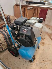 Compressore a motore