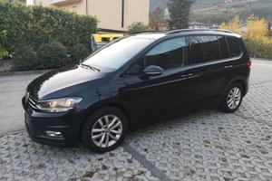VOLKSWAGEN Touran 2.0 150cv DSG gancio traino