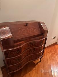 Ribalta / secretaire in legno intarsiato