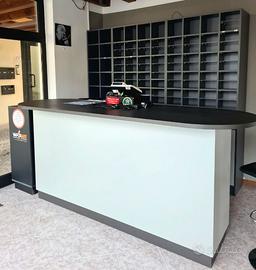 Arredamento completo negozio