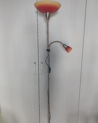 lampada da pavimento