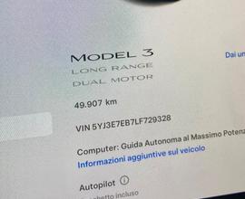 TESLA Model 3 - 2020