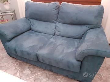 Divani blu