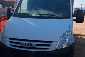 Iveco Daily 35/S furgone coibentato 