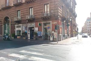 Via etnea angolo via xx settembre:storico tabacchi
