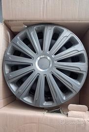 Cerchi in ferro 15" Ford B-Max 2016 con sensori