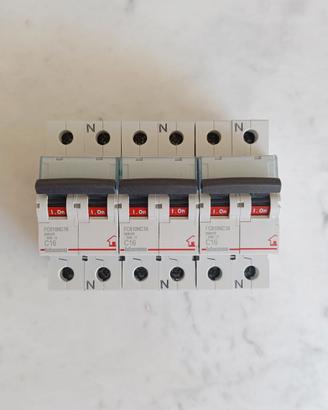 n.3 interruttori magneto termico BiTicino 2M