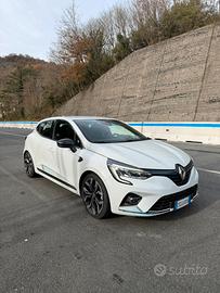 Renault Clio 1.6 E-Tech Hybrid  Serie Limitata