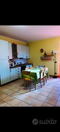 Cucina e armadio 6 ante camera da letto
