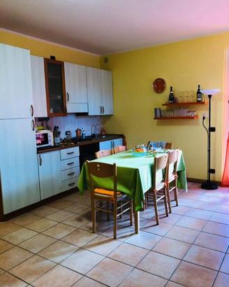 Cucina e armadio 6 ante camera da letto