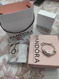 pandora bracciale con accessori