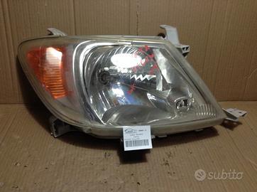 Proiettore anteriore dx - TOYOTA HI-Lux 05+