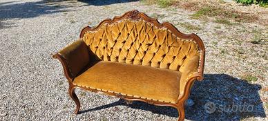 divanetto antico