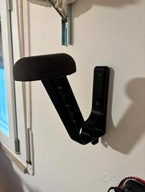 Supporto a parete per casco moto