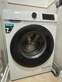 Lavatrice Hisense/Divano letto/Materasso Dorelan