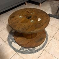 Tavolino con tappeto