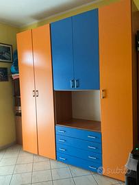 Armadio da stanzetta e cassettiera