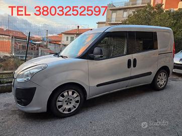 Fiat Doblò 2.0 Multijet 135 CV con posti e gancio