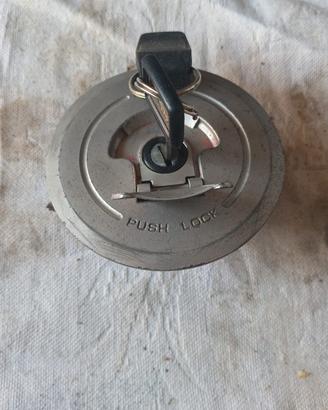tappo serbatoio per honda cbr125r 2004