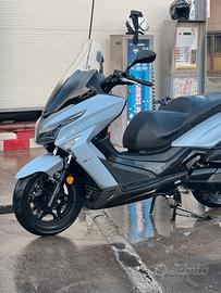 kymco X town 300i abs full led