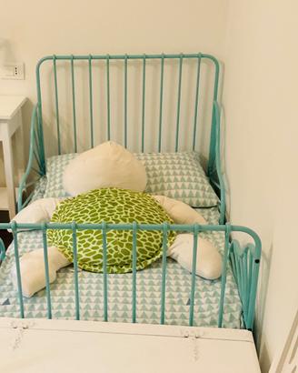 Lettino IKEA allungabile + materasso e biancheria