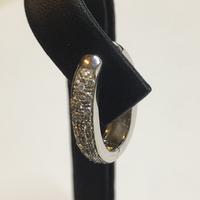 Coppia di orecchini firmati in oro 750 e diamanti