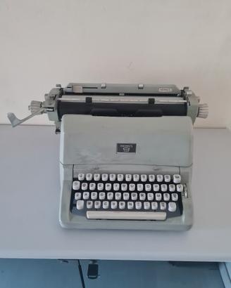 Macchina da scrivere
