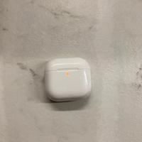 Custodia ricarica AirPods 4 originale Apple