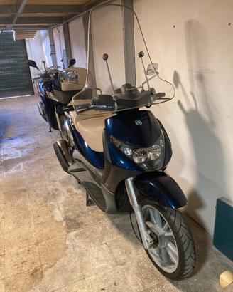 Beverly 400 tourer pochi km!