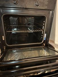 Forno elettrico e piano cottura a gas