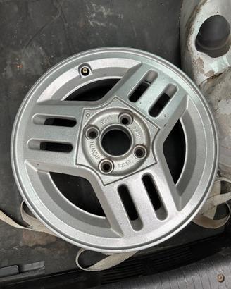 Set di 6 cerchi Opel Corsa R14