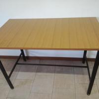 Scrivania Telaio in ferro 120x70 h 78,5 graffiato