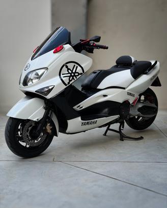 YAMAHA TMAX 500 AKRAPOVIC MALOSSI