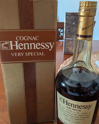 bottiglia d'epoca Hennessy VS Cognac
