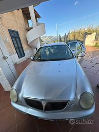 Lancia Lybra