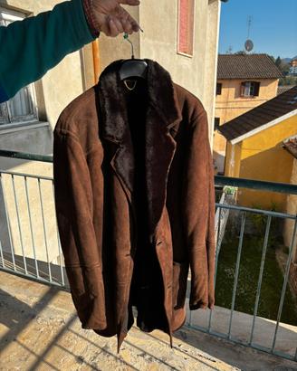 Giacca da uomo con all’interno pelliccia vera.