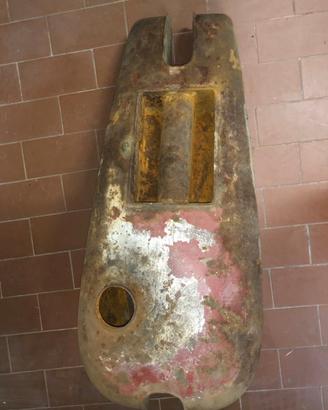 Serbatoio Moto Guzzi anni 30 (100€)