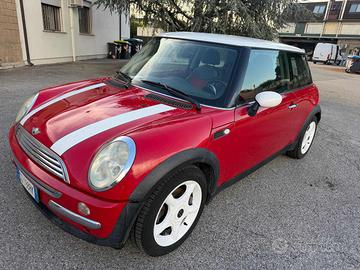 MINI Mini 132,344km 1.6 16V Cooper Stupenda Bell
